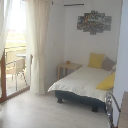 Гостевой дом Casa Lacul Sarat 3*