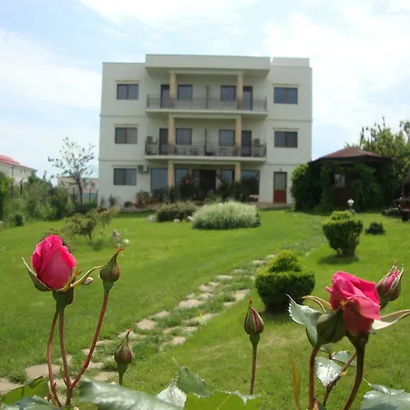 Guest house Casa Lacul Sarat *