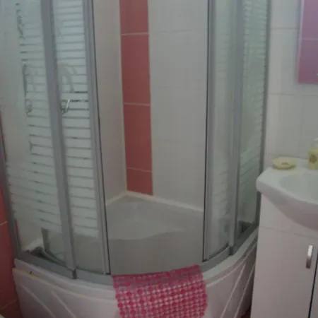 Casa Lacul Sarat ゲストハウス