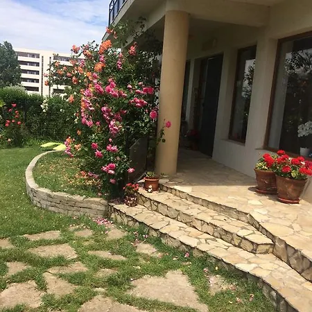 Casa Lacul Sarat ゲストハウス テキルギオル